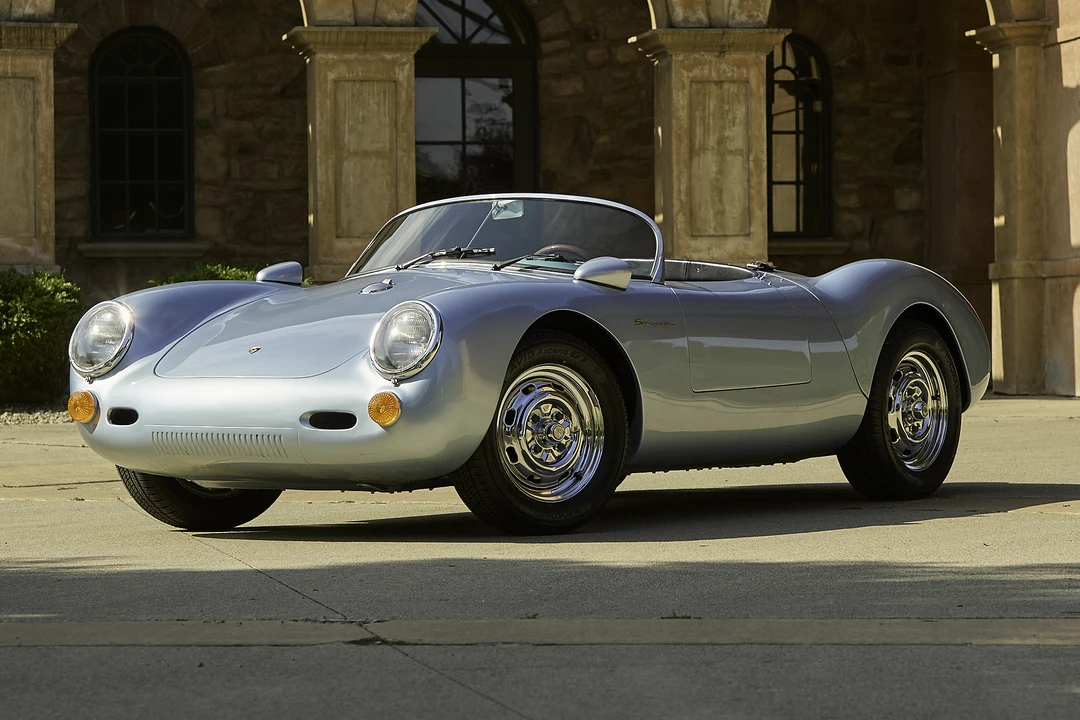 Porsche Sports Prototypes Replica - Image 8 of 31