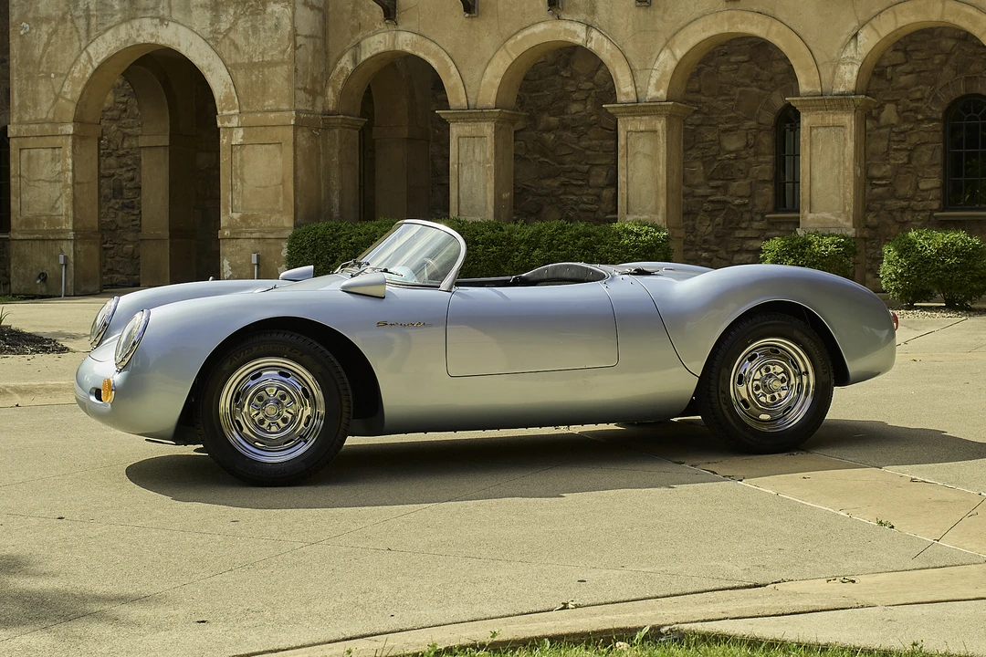 Porsche Sports Prototypes Replica - Image 2 of 31