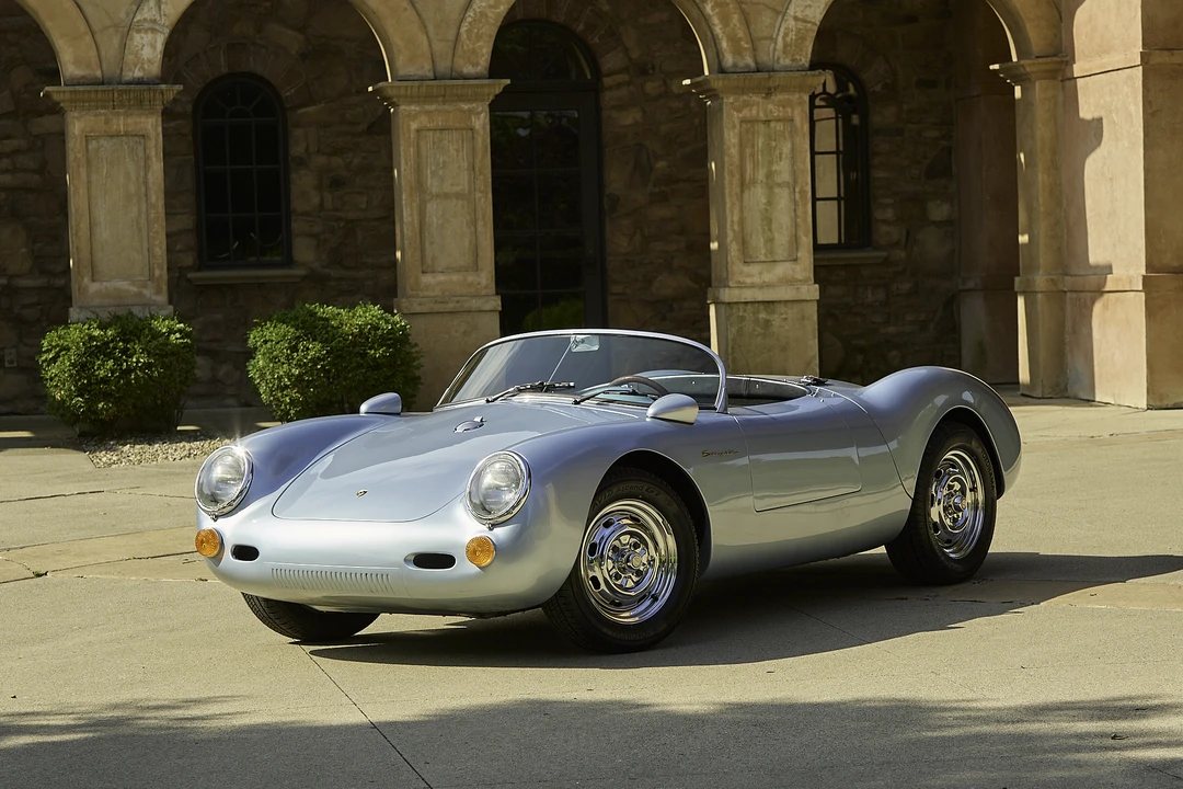 Porsche Sports Prototypes Replica - Image 6 of 31