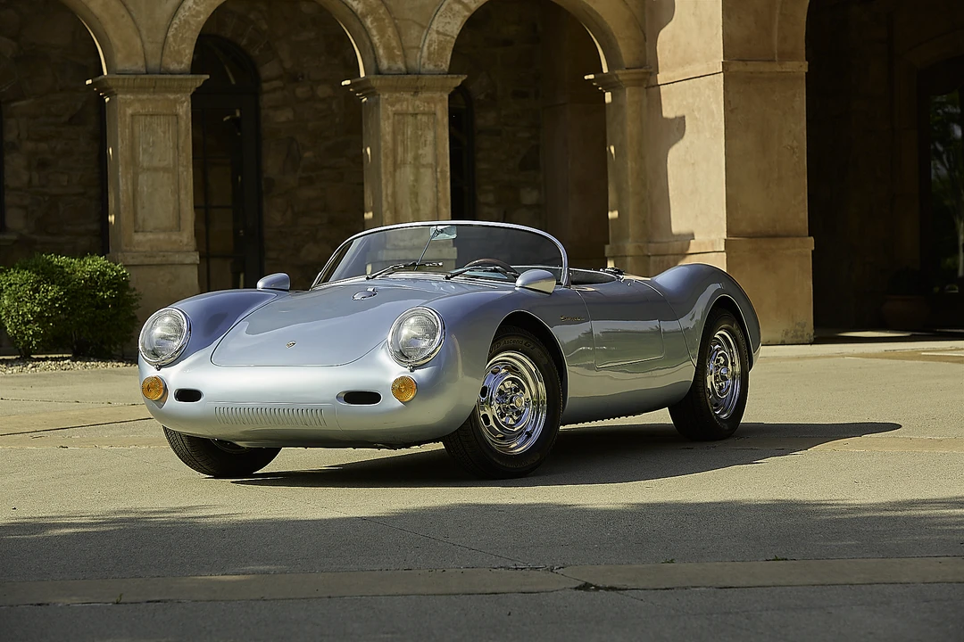 Porsche Sports Prototypes Replica - Image 10 of 31