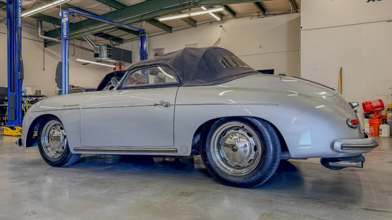 Porsche 356 Replica - Image 13 of 31