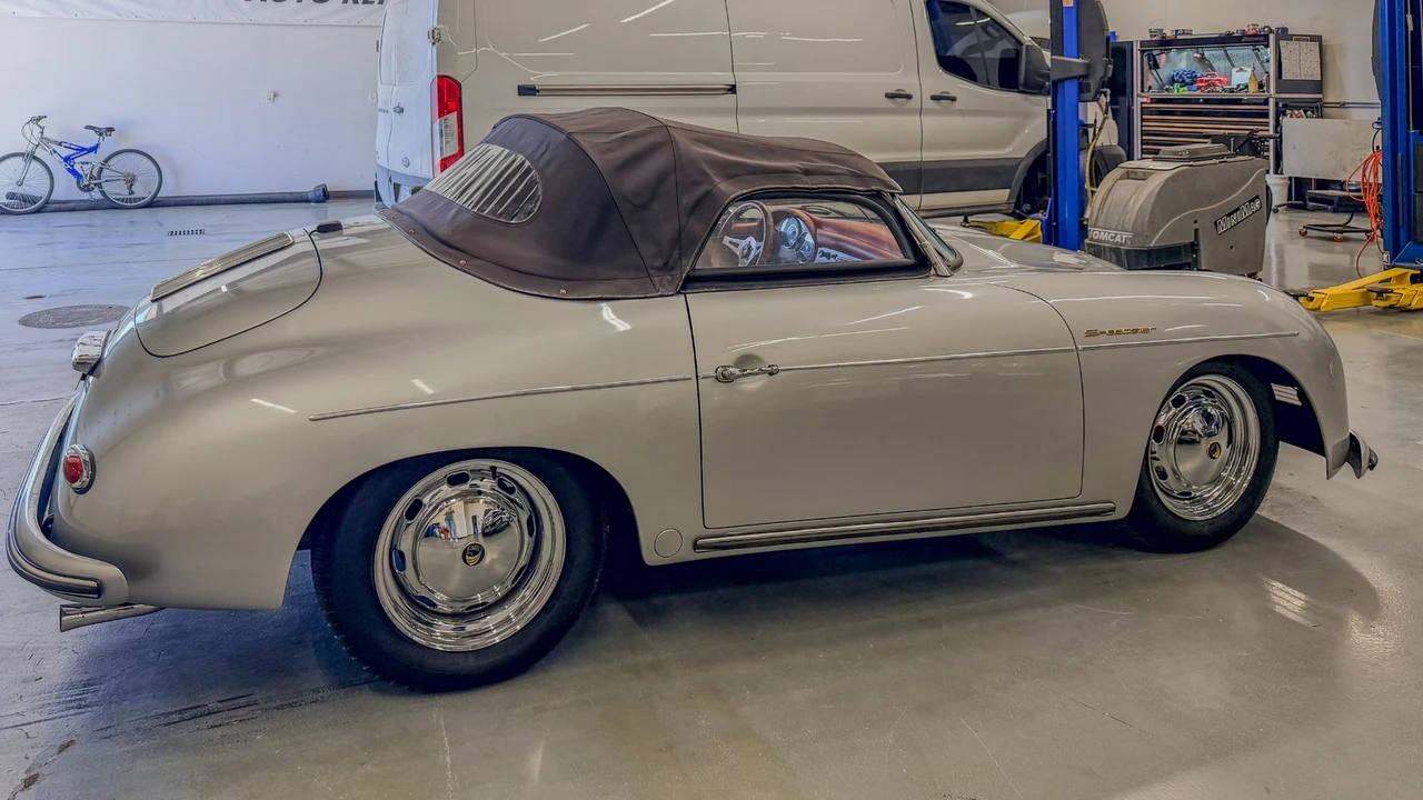 Porsche 356 Replica - Image 17 of 31