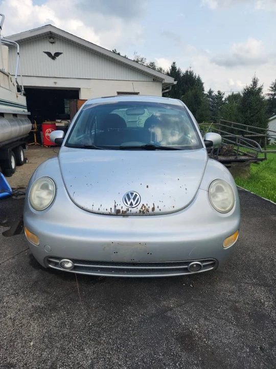2001 Volkswagen New Beetle - Image 3 of 4