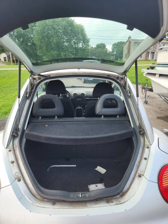 2001 Volkswagen New Beetle - Image 4 of 4
