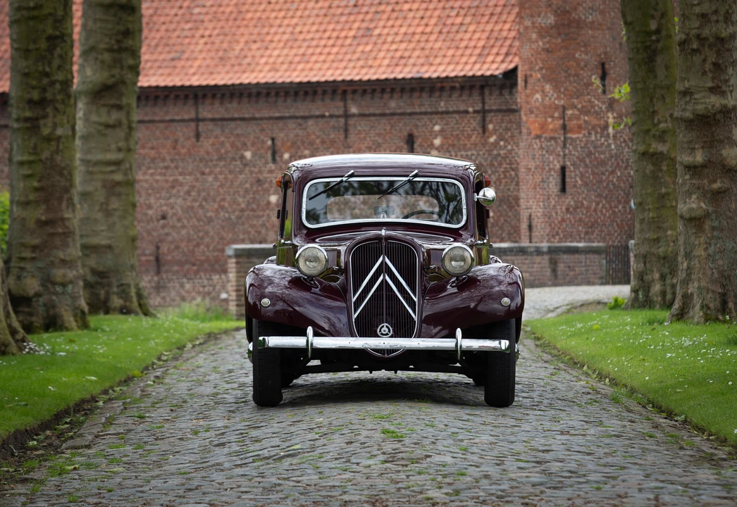1949 Citroen Traction Avant - Image 4 of 31