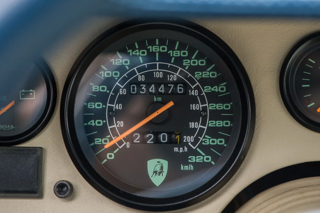 1989 Lamborghini Countach 25th Anniversary Edition - Image 28 of 31