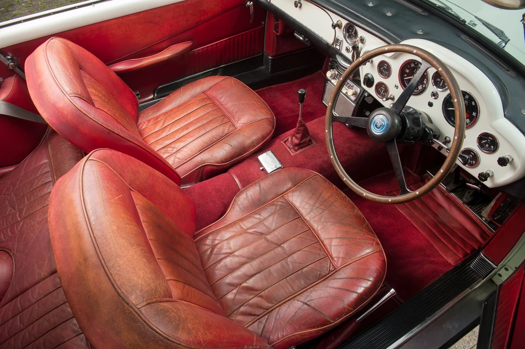 1965 Aston Martin DB5 Convertible - Image 31 of 31