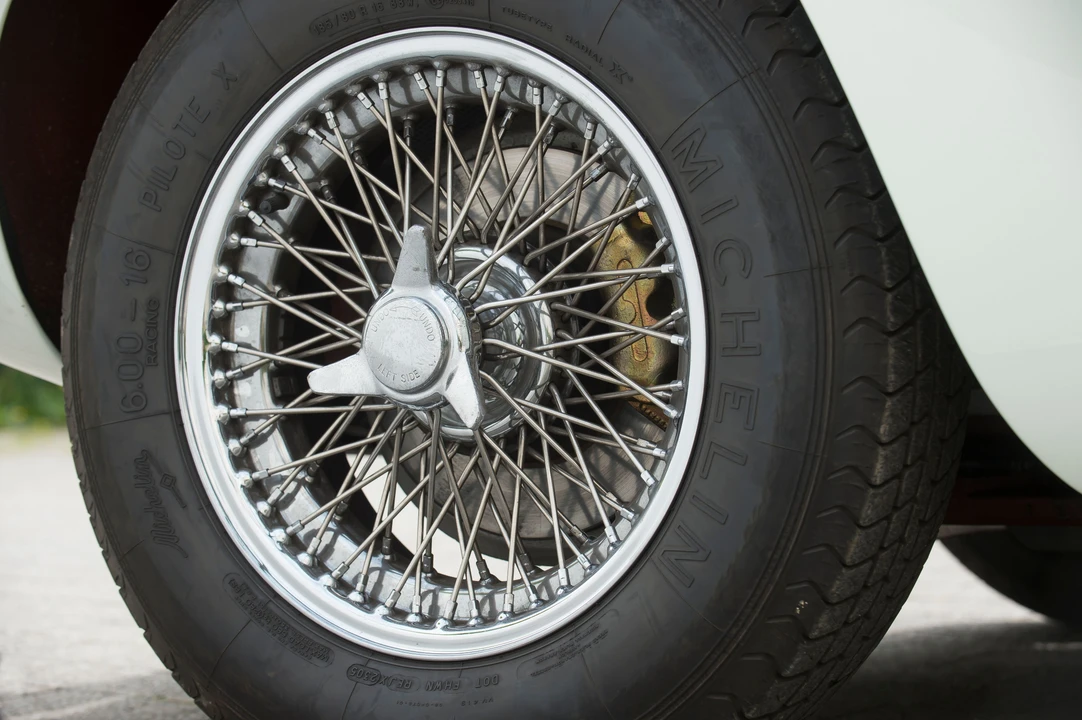 1965 Aston Martin DB5 Convertible - Image 2 of 31