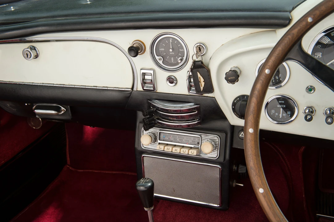 1965 Aston Martin DB5 Convertible - Image 26 of 31