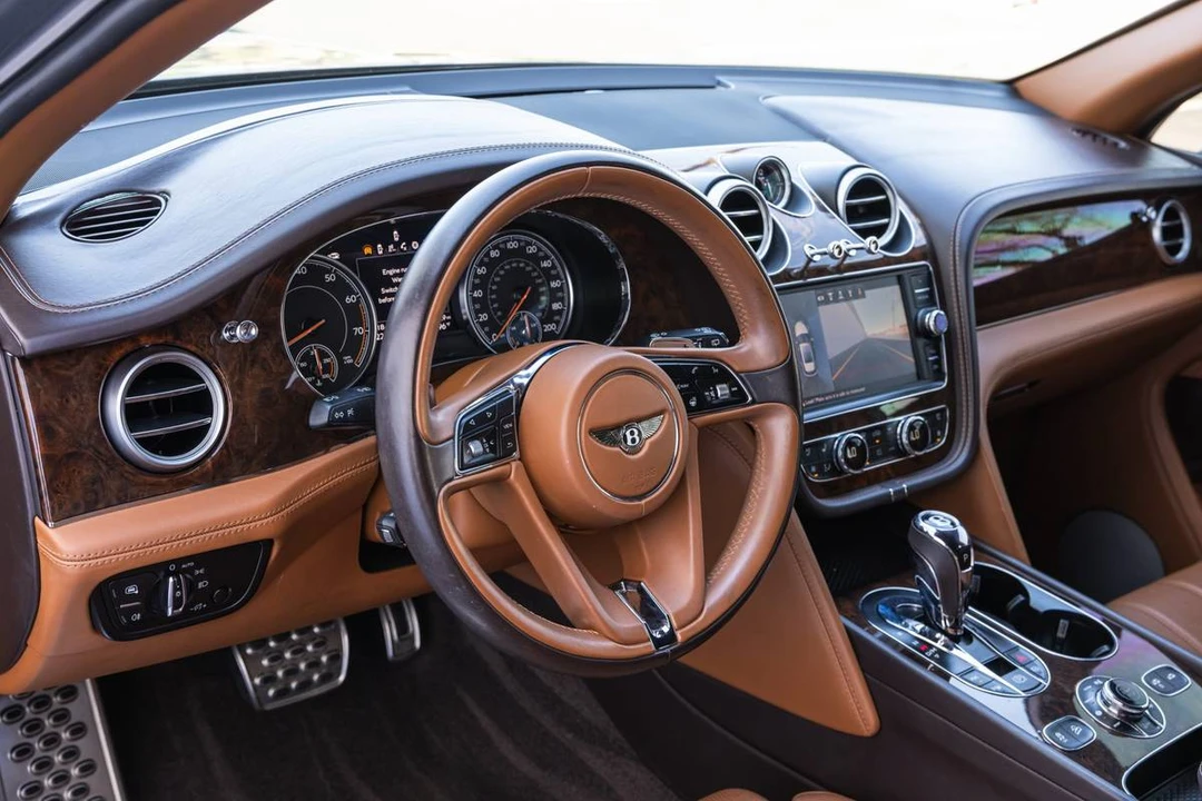 2018 Bentley Bentayga - Image 4 of 5