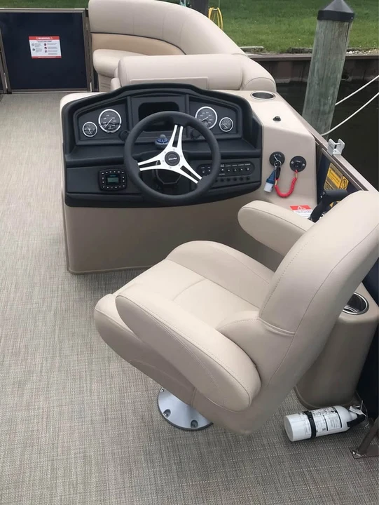 2020 Bentley - Image 4 of 4