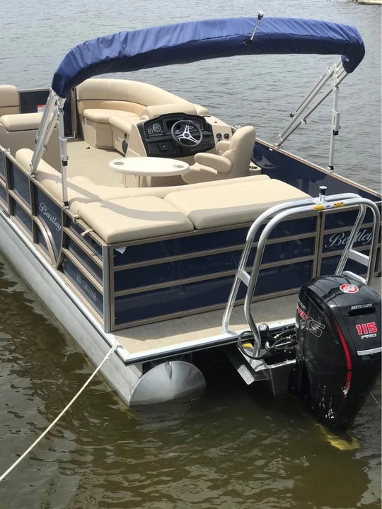 2020 Bentley - Image 2 of 4
