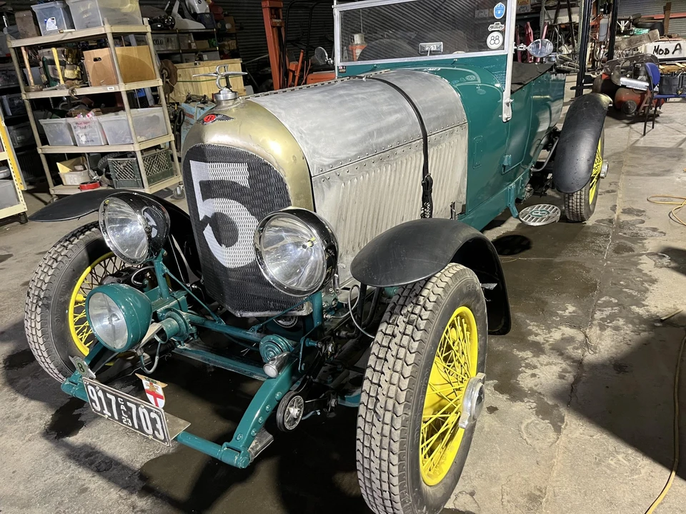 Bentley 3 1/2 Litre - Image 3 of 31