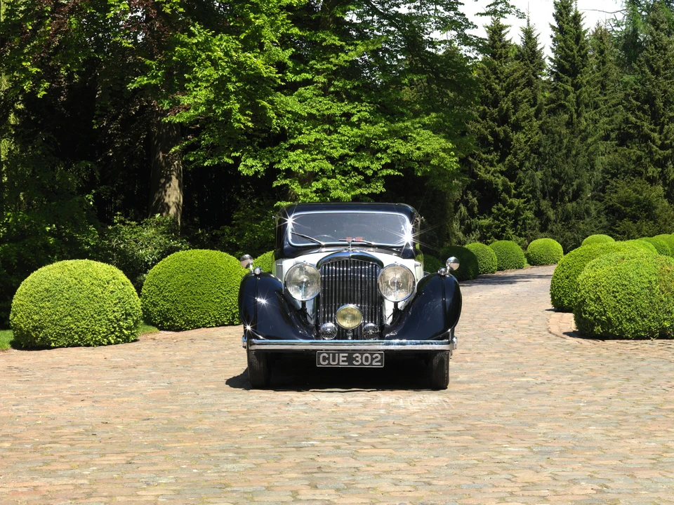 Bentley 4 1/4 Litre - Image 3 of 25