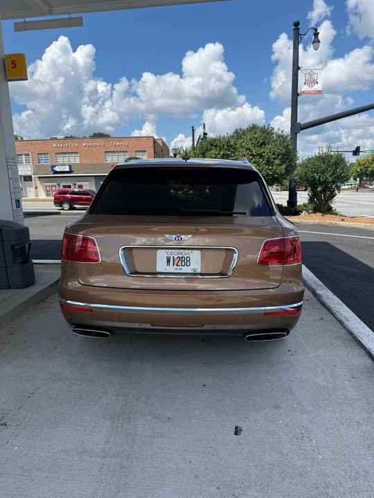 2018 Bentley Bentayga - Image 6 of 24
