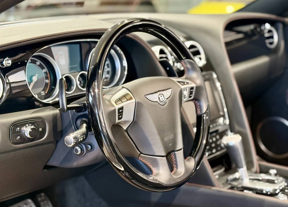 2015 Bentley Continental GTC - Image 9 of 12