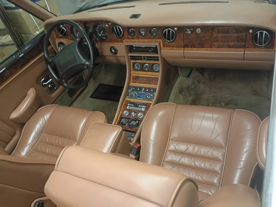 1990 Bentley - Image 4 of 8