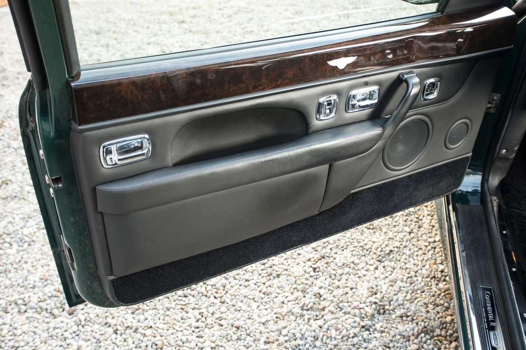 Bentley Continental R - Image 14 of 28