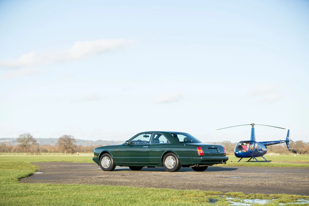 Bentley Continental R - Image 4 of 24