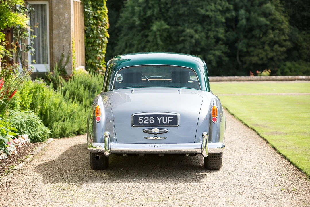 Bentley S1 Continental - Image 9 of 28
