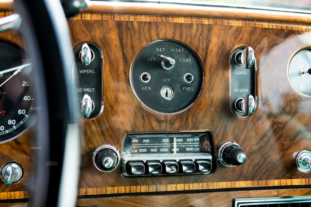 Bentley S1 Continental - Image 14 of 28