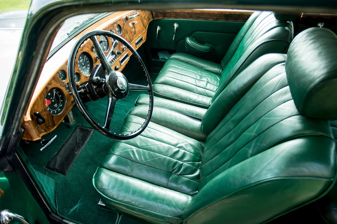 Bentley S1 Continental - Image 11 of 28