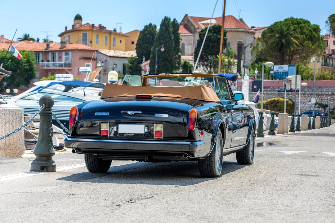 Bentley Continental - Image 11 of 29