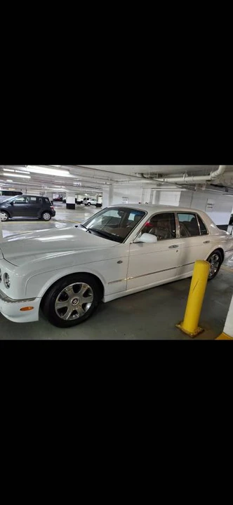 2006 Bentley Arnage R & RL - Image 9 of 17