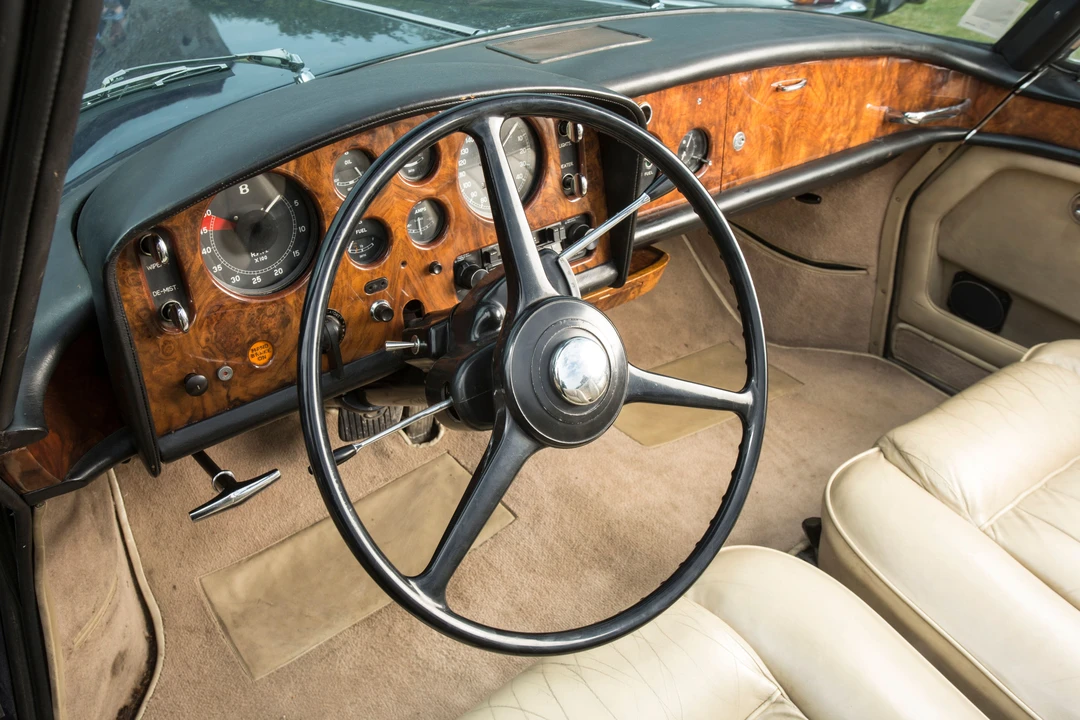 Bentley S3 - Image 12 of 19