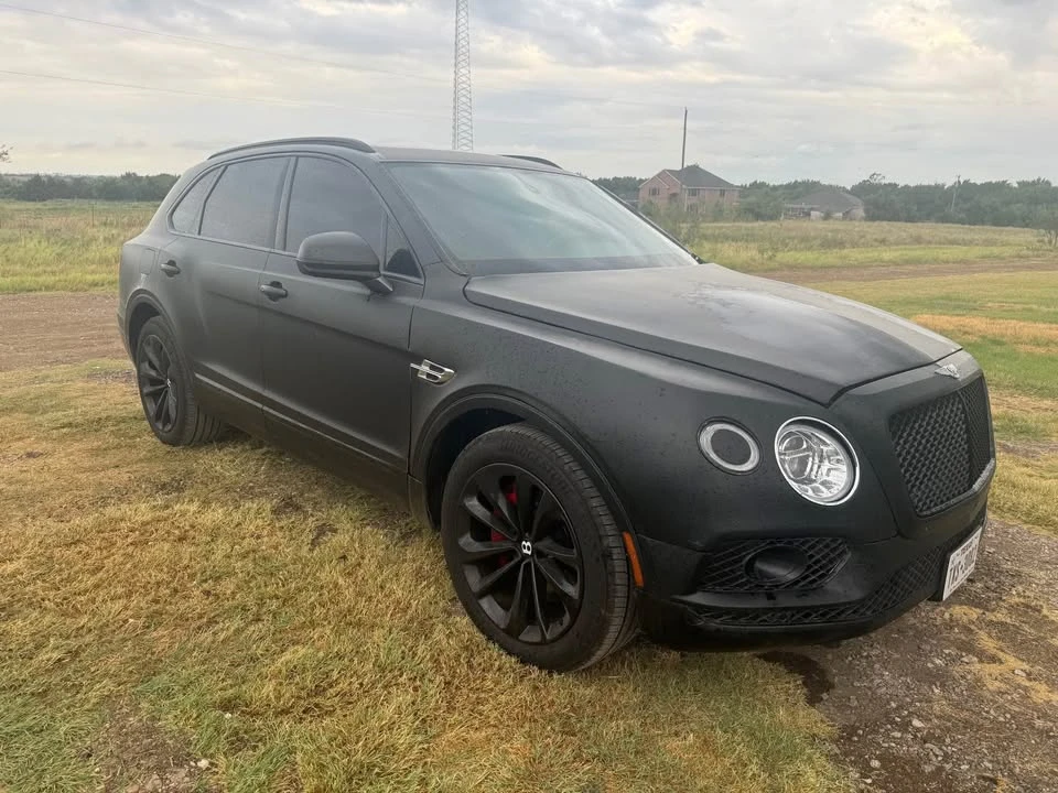 2017 Bentley Bentayga - Image 5 of 7