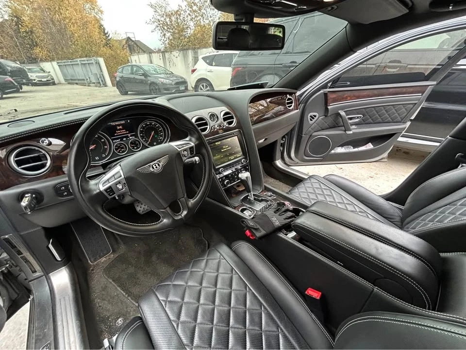 2017 Bentley Continental Flying Spur - Image 6 of 10