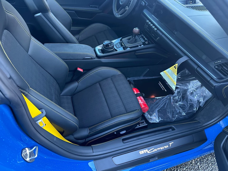 2026 Porsche 992 Carrera T - Image 16 of 31