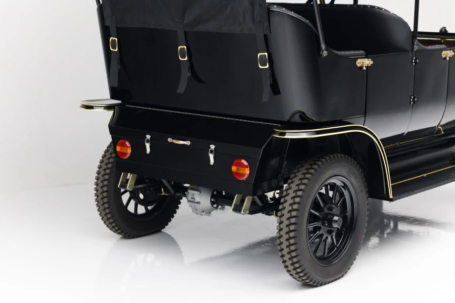 Parts & Memorabilia Golf Carts - Image 26 of 31