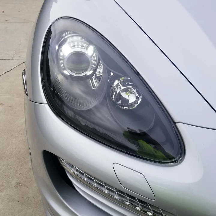2014 Porsche 958 Cayenne Turbo S - Image 9 of 23