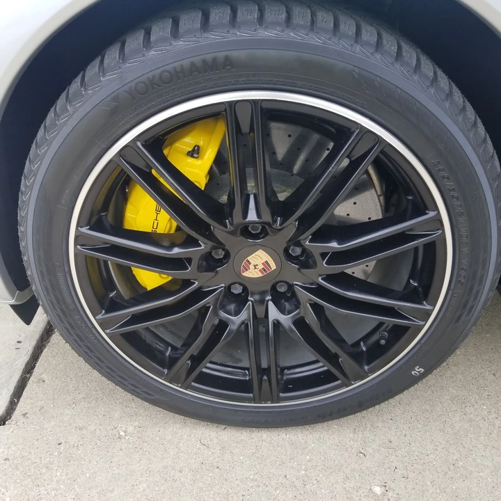 2014 Porsche 958 Cayenne Turbo S - Image 10 of 23