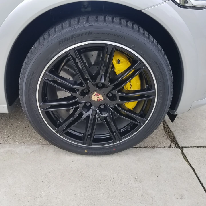 2014 Porsche 958 Cayenne Turbo S - Image 11 of 23