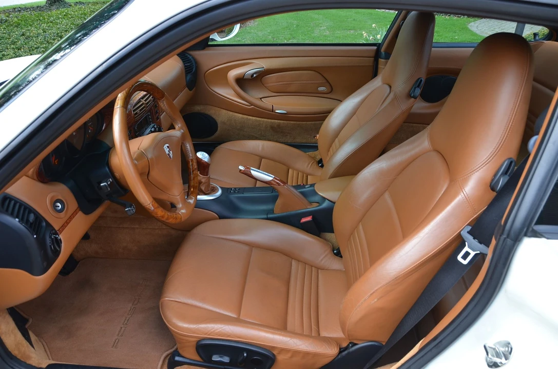 2001 Porsche 996 Turbo - Image 7 of 14