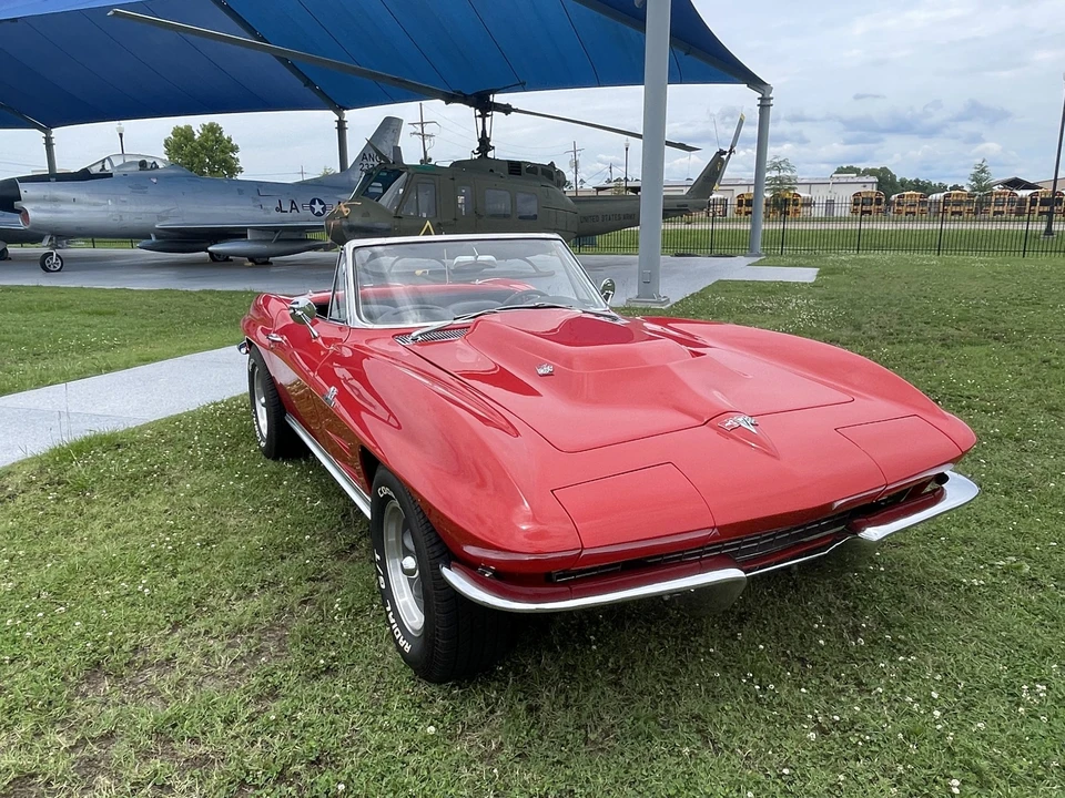 1963 Chevrolet Corvette C2 - Image 15 of 31