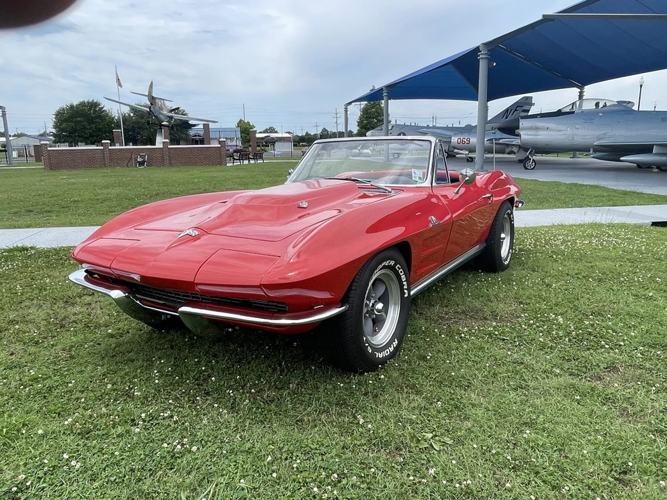 1963 Chevrolet Corvette C2 - Image 10 of 31