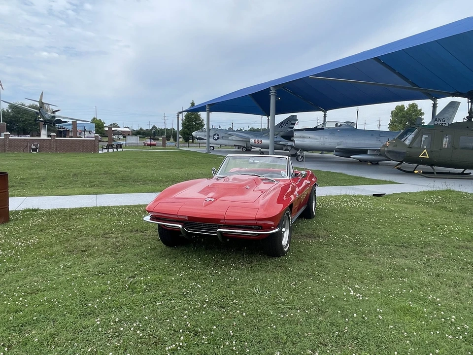 1963 Chevrolet Corvette C2 - Image 11 of 31