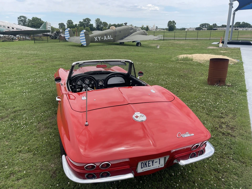 1963 Chevrolet Corvette C2 - Image 30 of 31