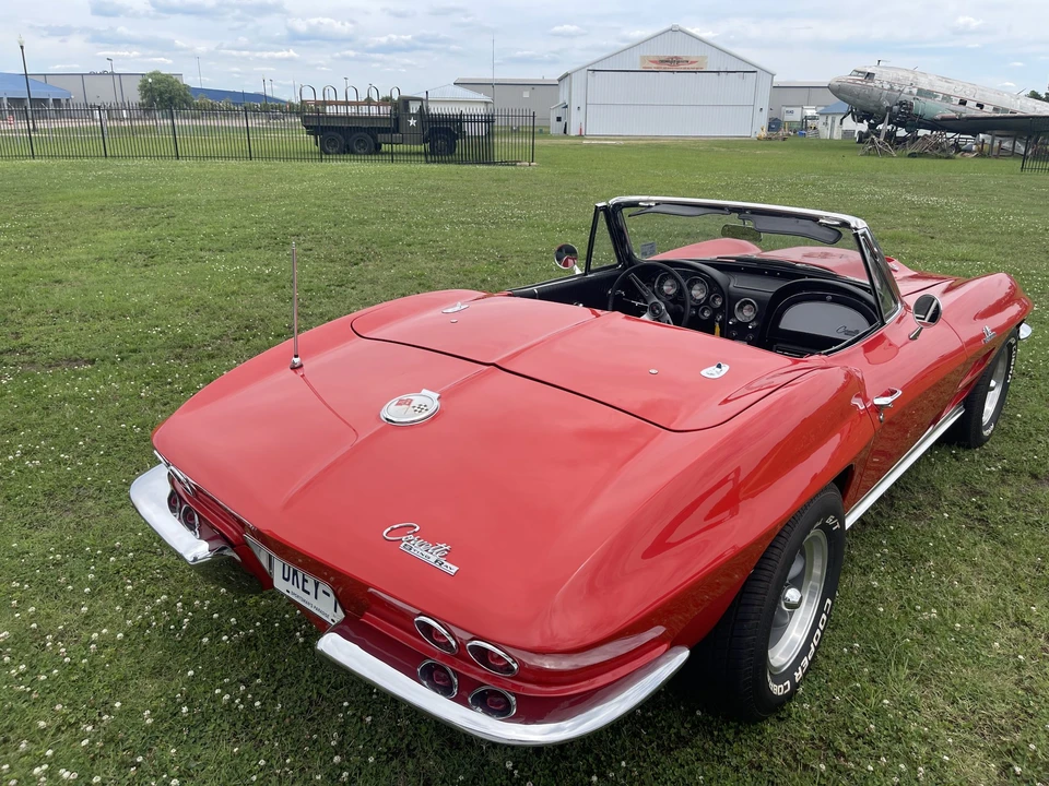 1963 Chevrolet Corvette C2 - Image 25 of 31