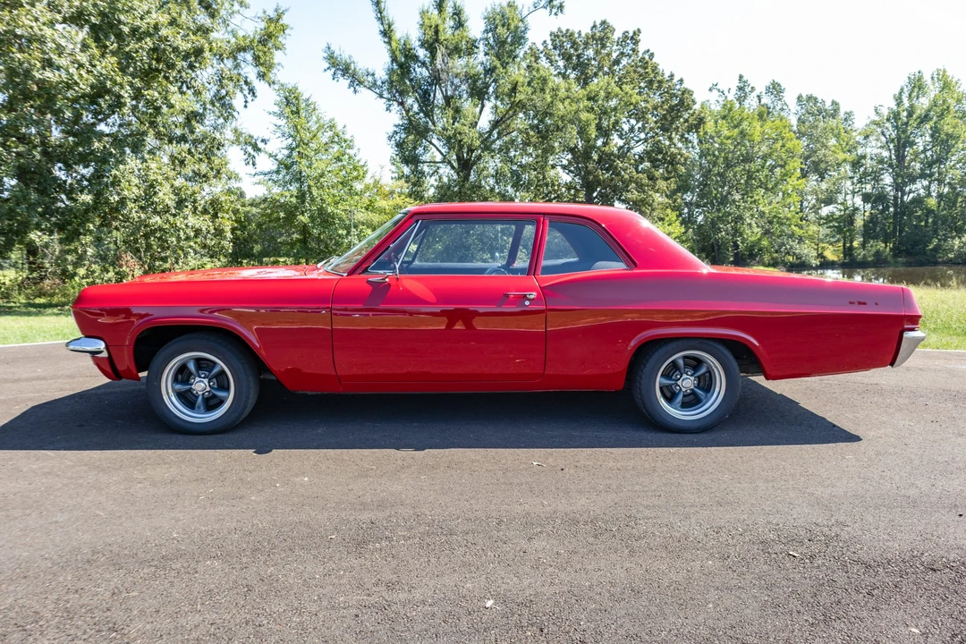 1965 Chevrolet Biscayne - Image 9 of 31