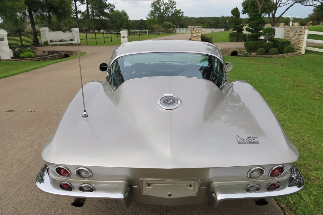 1966 Chevrolet Corvette C2 - Image 19 of 31