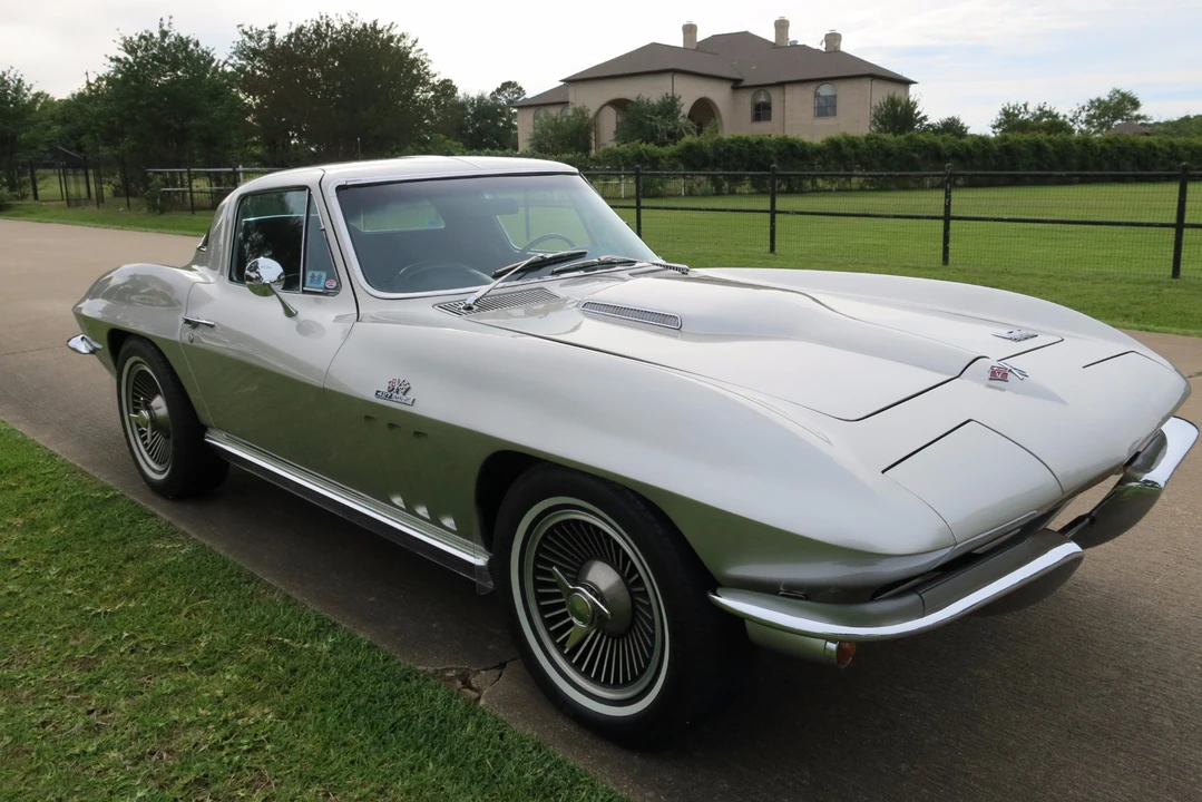 1966 Chevrolet Corvette C2 - Image 29 of 31