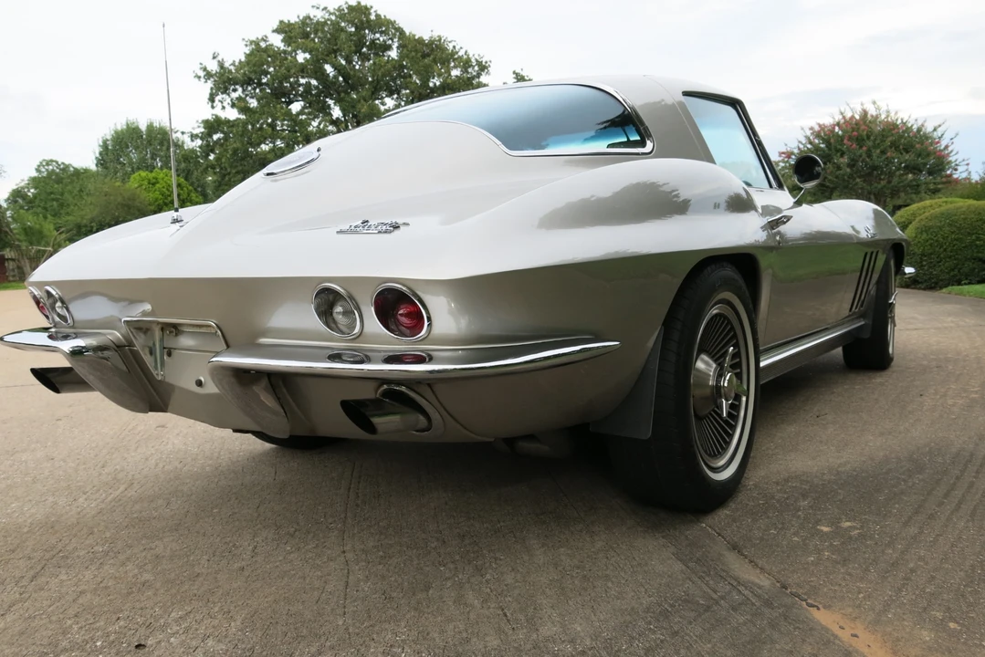 1966 Chevrolet Corvette C2 - Image 21 of 31