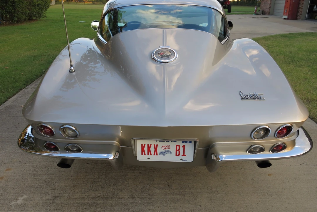 1966 Chevrolet Corvette C2 - Image 17 of 31