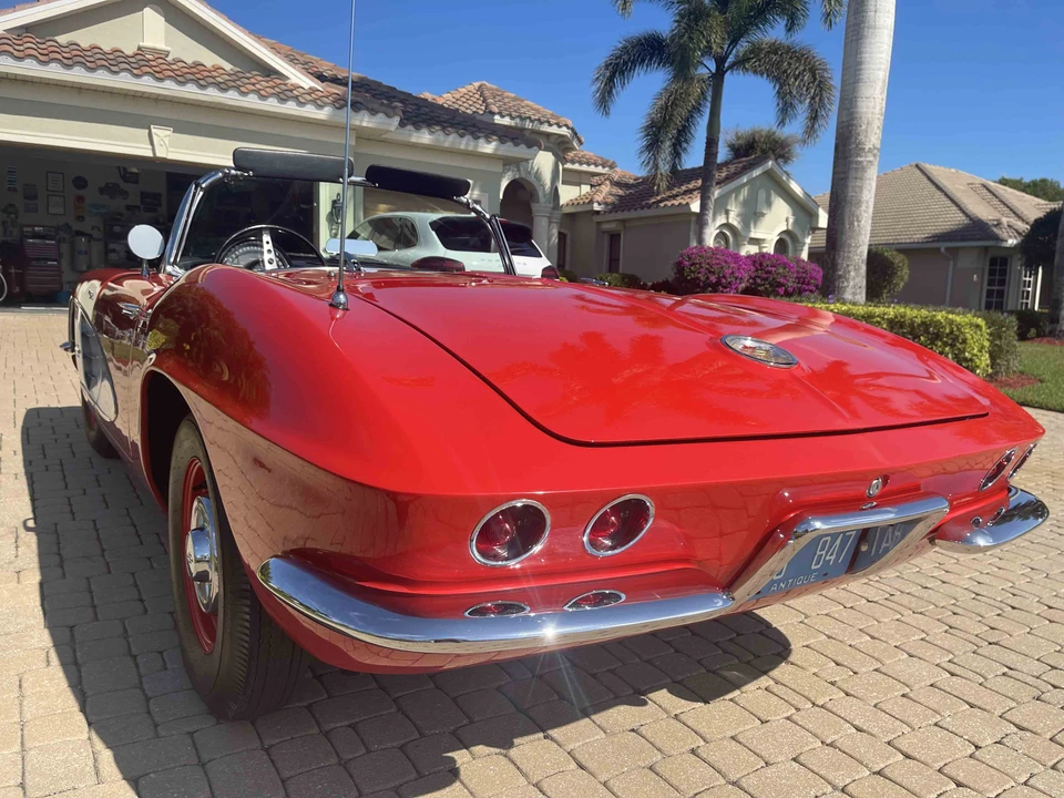 1961 Chevrolet Corvette C1 - Image 15 of 31