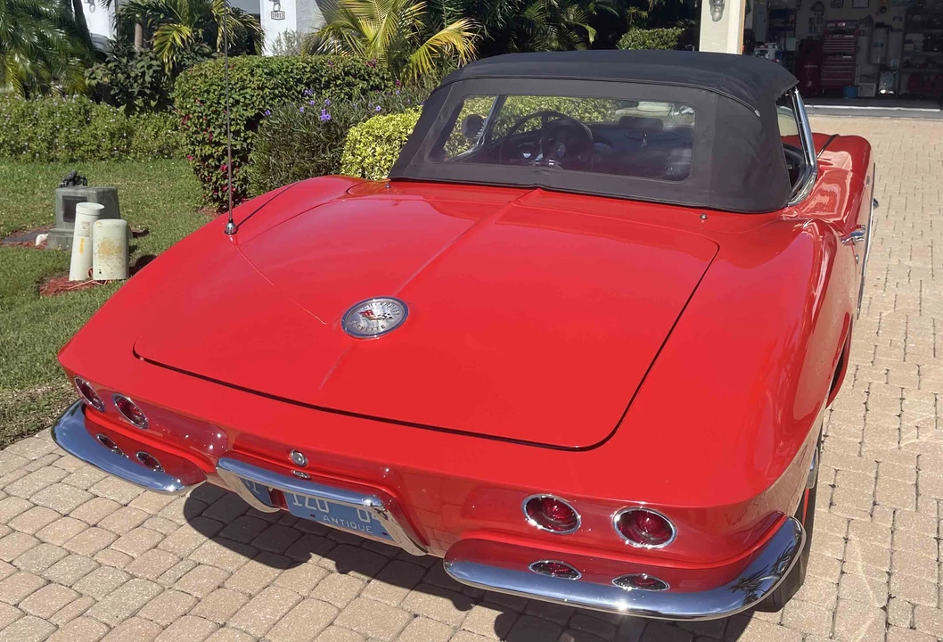 1961 Chevrolet Corvette C1 - Image 14 of 31