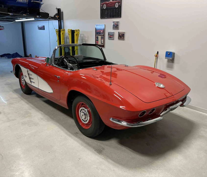 1961 Chevrolet Corvette C1 - Image 12 of 31